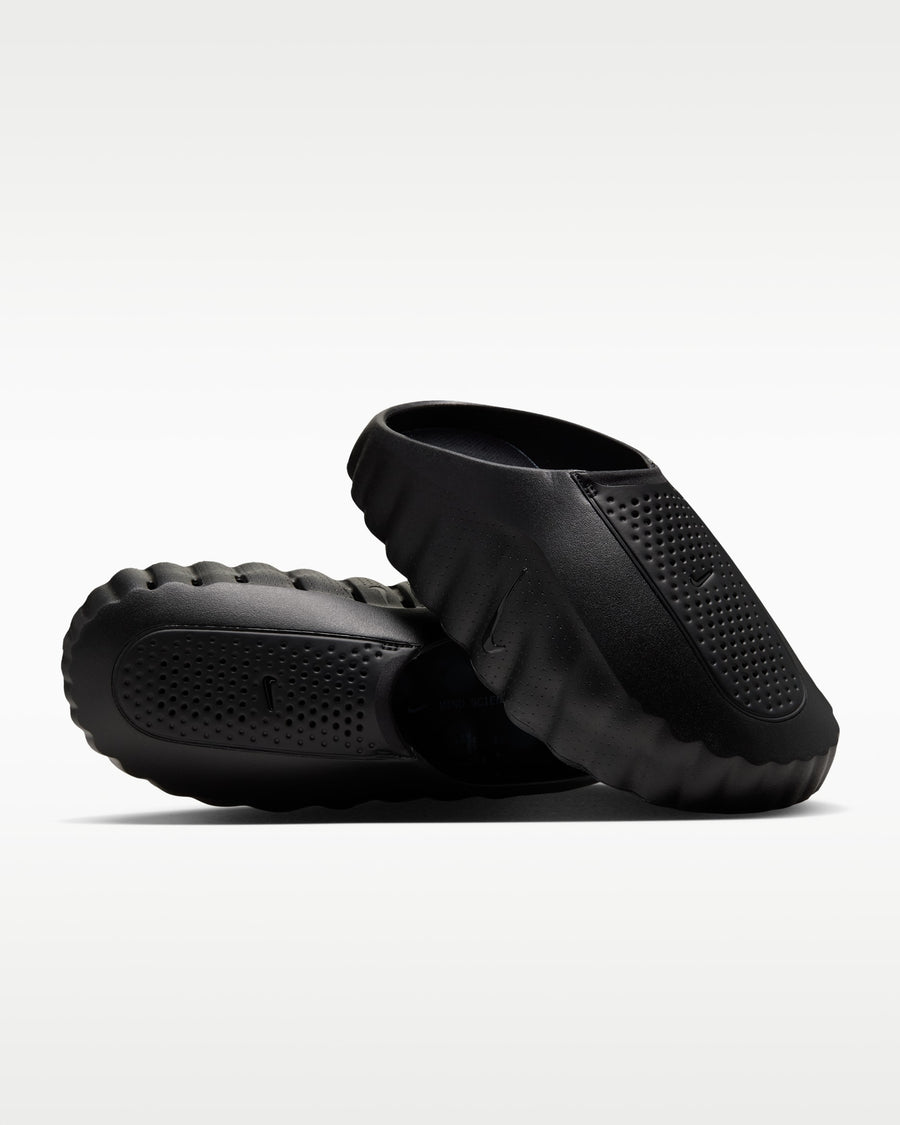 Nike Mind 001 black on black