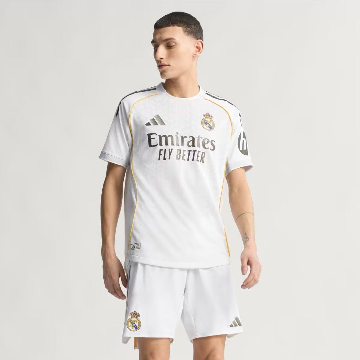 REAL MADRID 25/26 home jersey (Player Version)