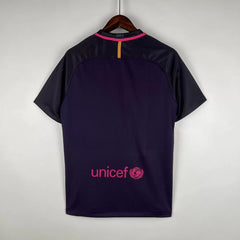 Retro Barcelona 16/17 Away